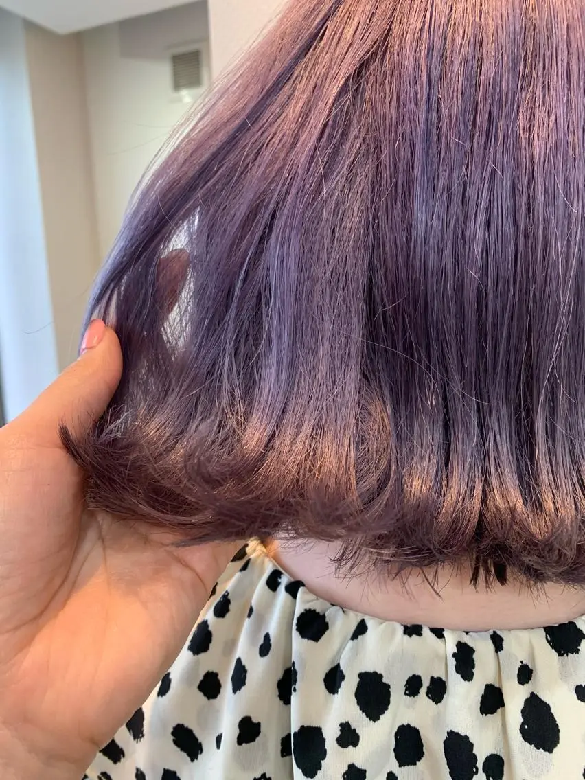 ショート カラー ブリーチ ピンクカラー パープルカラー ヘアカラー トリートメント ヘアセット 透け感✨ダメージレス カラーHana🤍のヘアスタイル