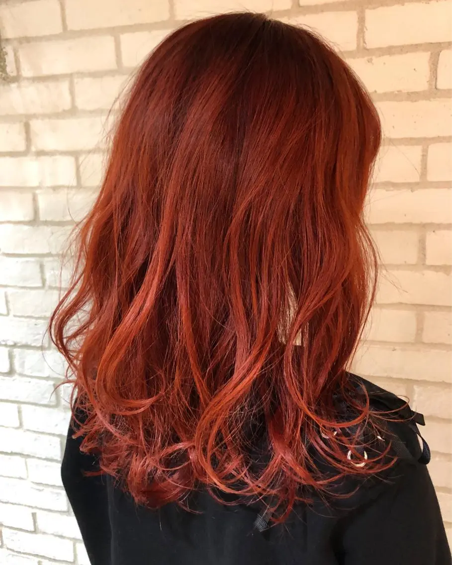 セミロング カラー 小島 侑衣のヘアスタイル