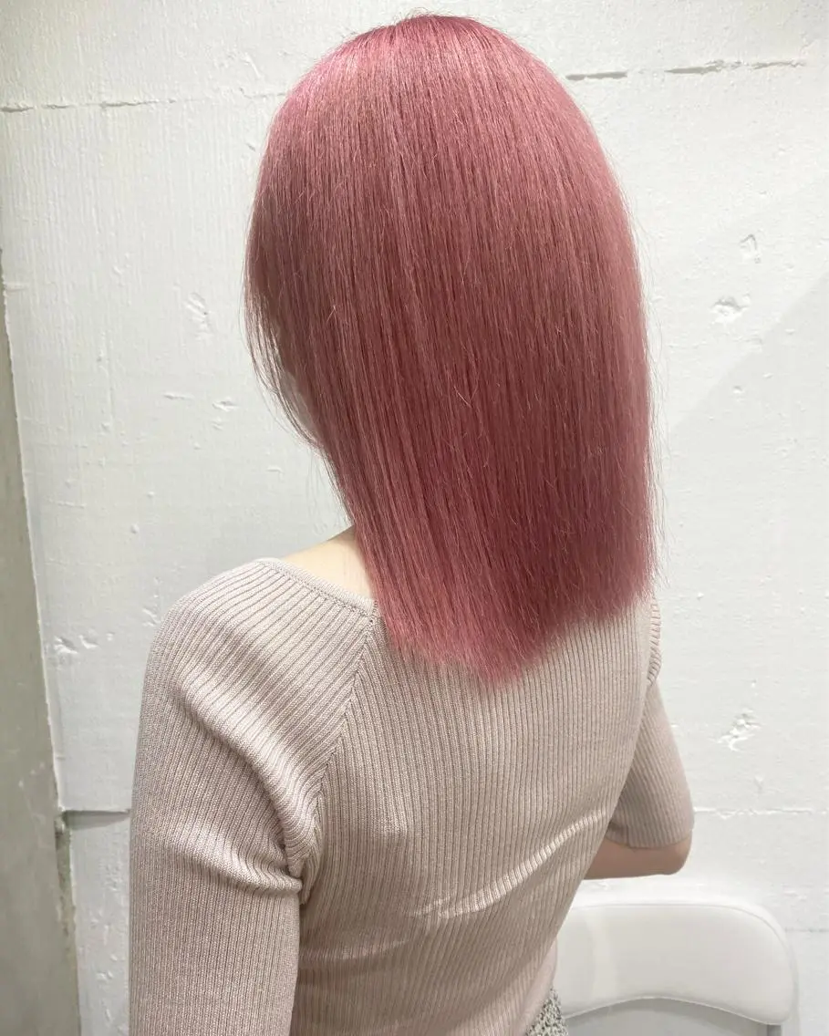 ミディアム カラー ヘアアレンジ 切りっぱなしボブ ミディアムパーマ アッシュ アッシュグレー バレイヤージュ ササキカズマ〻透明感 〻色落ち〻赤み消しのヘアスタイル
