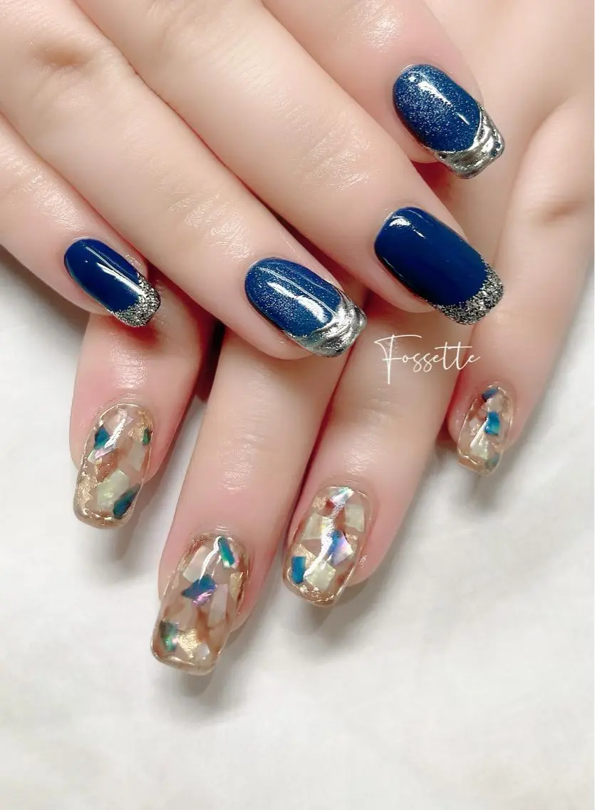 ネイル マグネットネイル ミラーネイル ネイビー ニュアンスネイル ハンドネイル nailsalon Fossetteのネイルデザイン