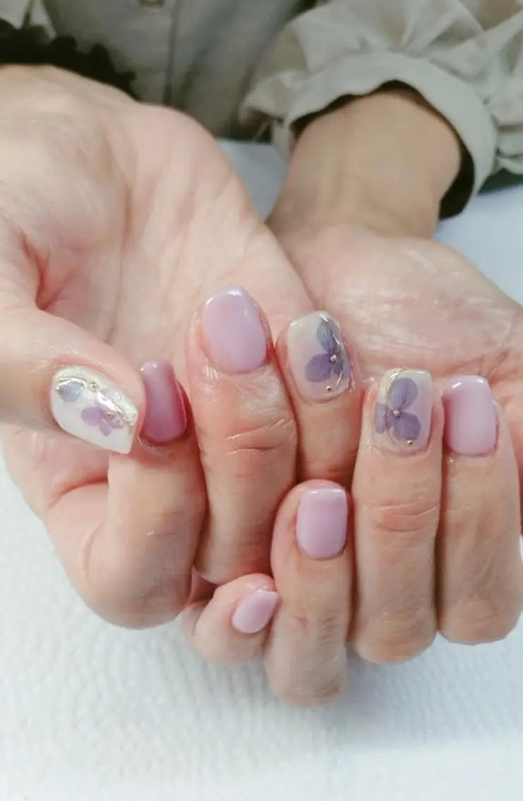 ネイル 持ち込み ハンドネイル ハンドケア プライベートサロン Rosy Lilyのネイルデザイン