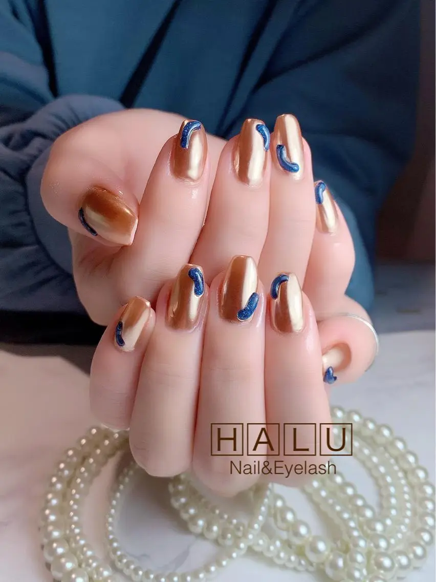 ネイル ブルー ミラーネイル オレンジ ぷっくりネイル HALU ハルのネイルデザイン