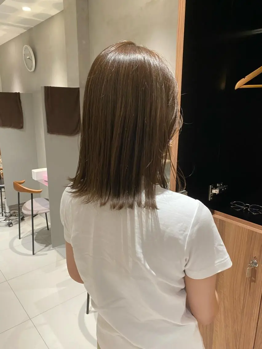 ミディアム 透明感モテ艶髪カラー Gallicaイリサのヘアスタイル
