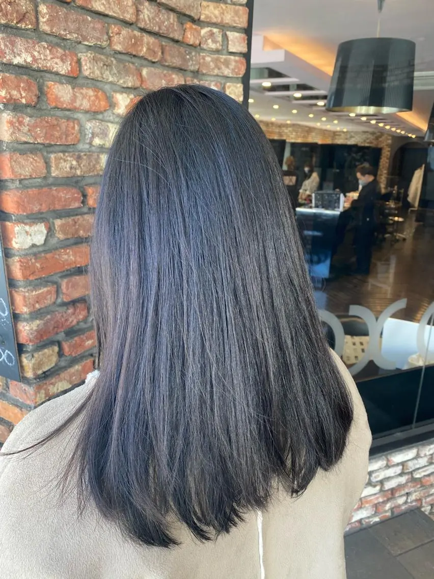 ロング ボブ ロング 奥村 宏治のヘアスタイル