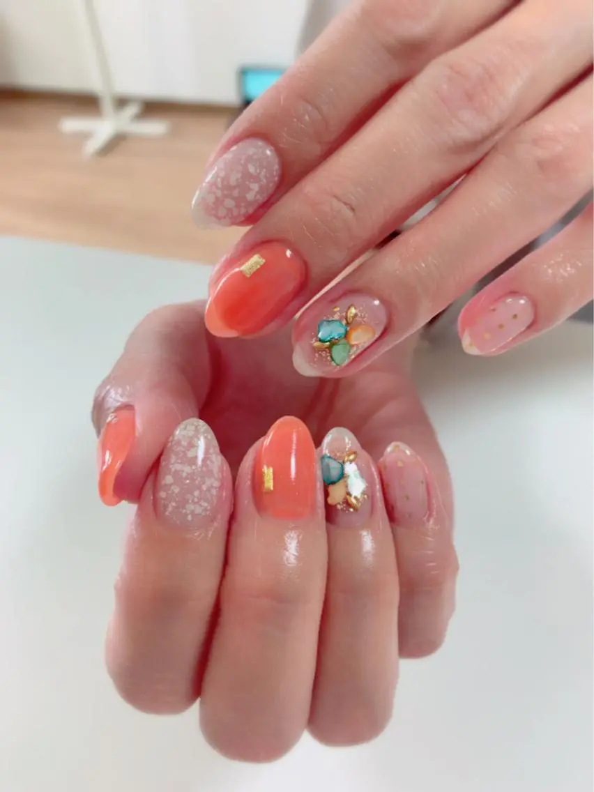 ネイル アートネイル 長さ出し フットネイル グリーン ニュアンスネイル Lily Roseスタッフ一同のマツエク・マツパデザイン