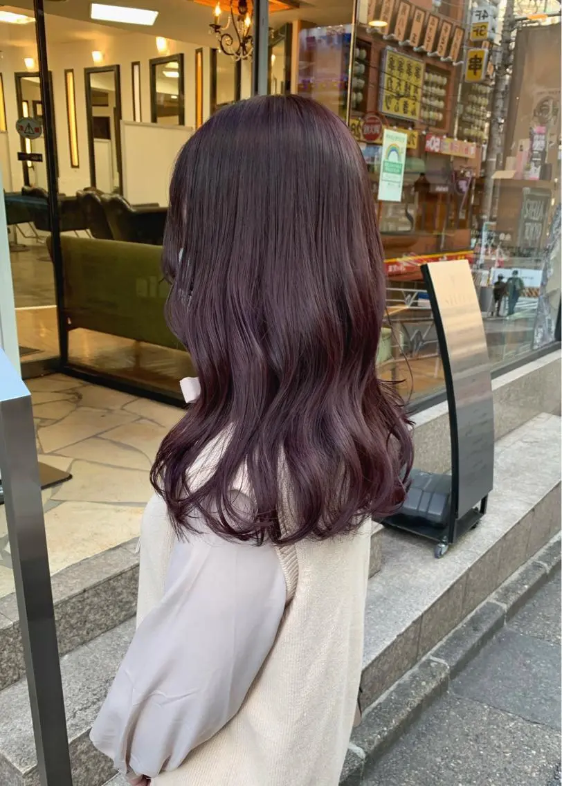 セミロング カラー ベージュカラー ラベンダーカラー ラベンダーベージュ カット ヘアカラー トリートメント 矢野 晃平のヘアスタイル