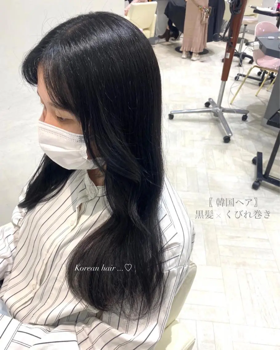 ロング カラー 黒髪 くびれヘア 韓国風ヘア mako︴ Euphoriaのヘアスタイル