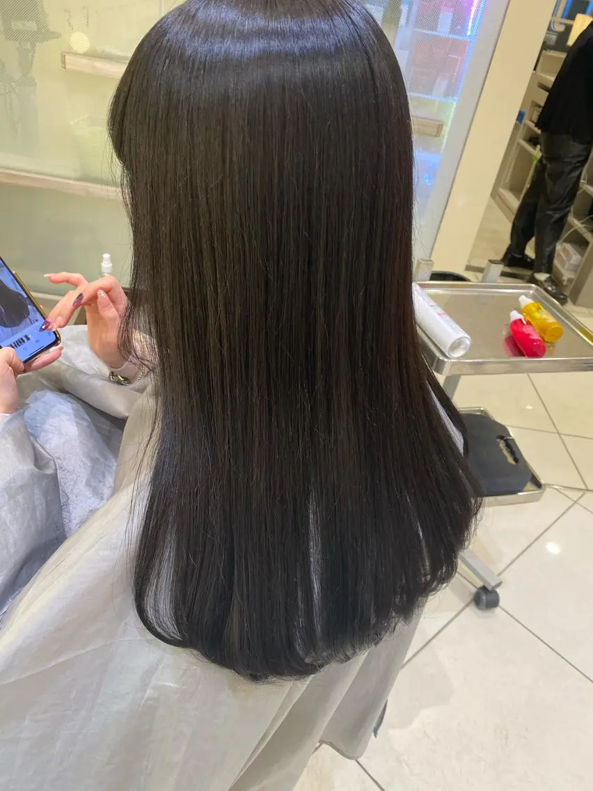 ロング カラー 銀座メンズ専門🖤 叶奈々のヘアスタイル