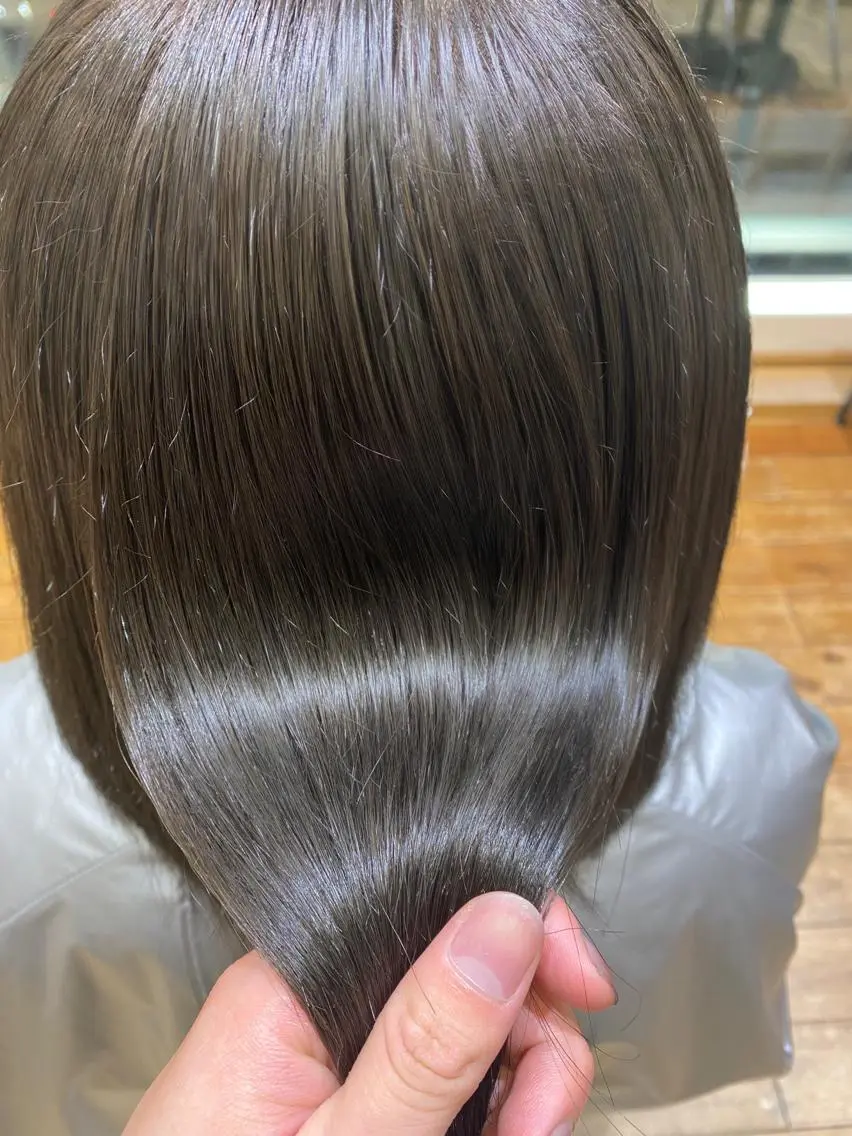 カラー 銀座/レイヤー 顔周りカット溝手優太のヘアスタイル