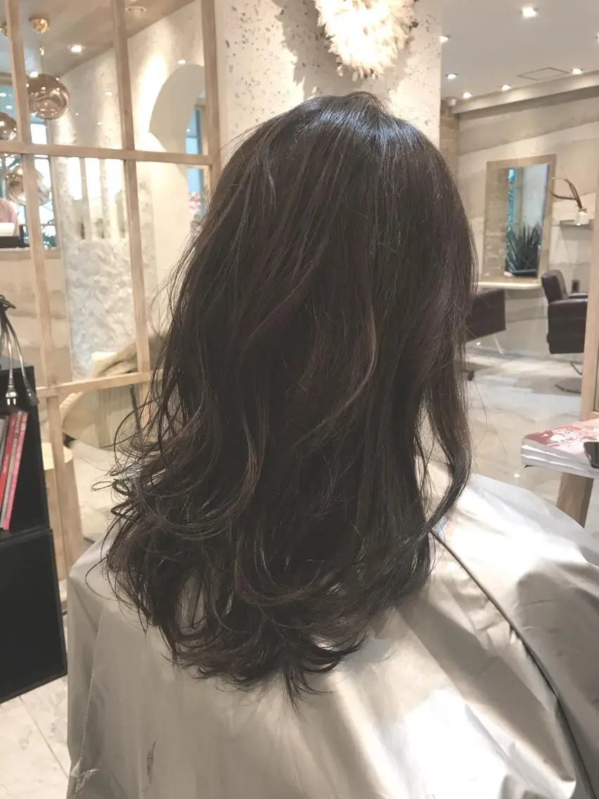 セミロング カラー アッシュ アッシュグレー アッシュグレージュ グレージュ 髪質改善・艶髪特化 木村侑平のヘアスタイル