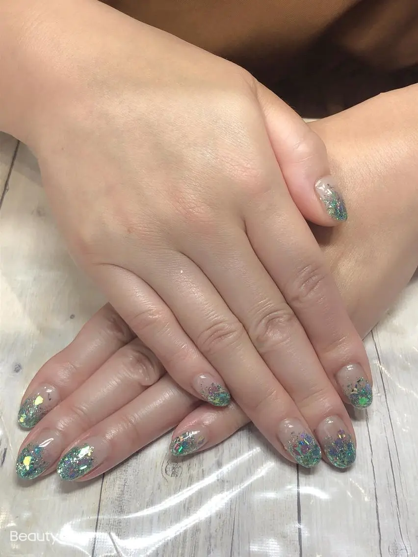 ネイル グラデーション ラメ(グリッター) ラメグラデーション ✨アン ミユ✨のネイルデザイン