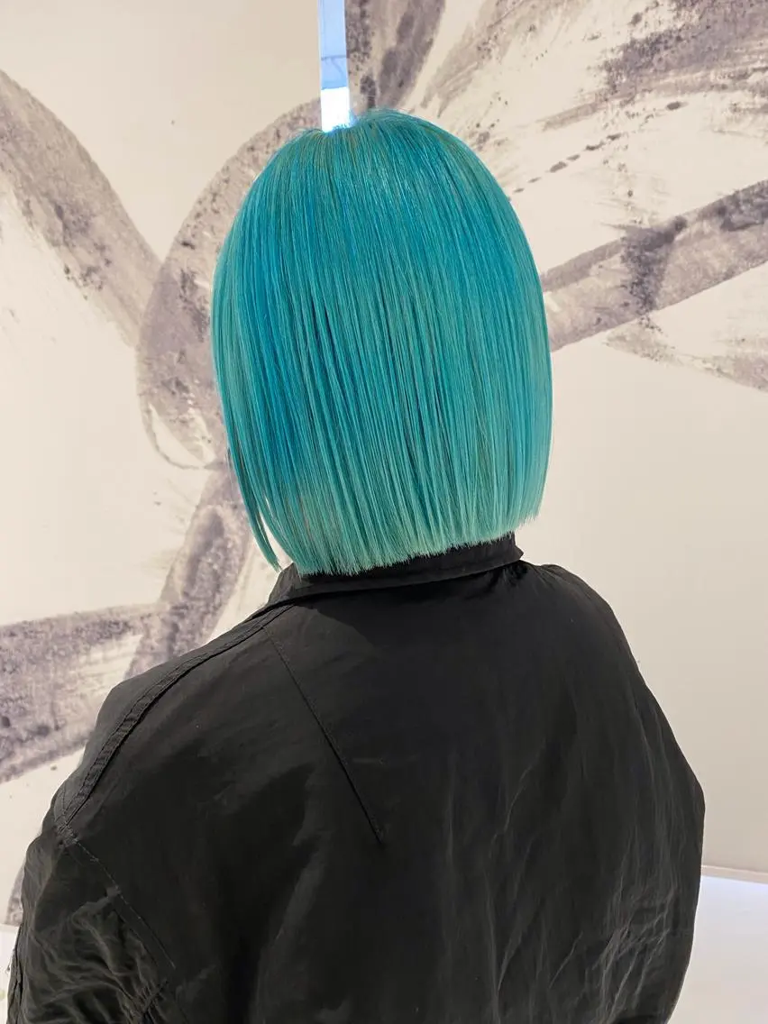 ショート カラー ブリーチ ミント ミントグリーン D'na ディーナのヘアスタイル