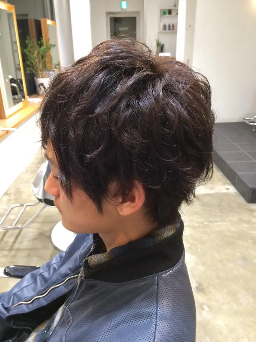 ショート カラー ヘアアレンジ メンズ メンズパーマ アッシュ ベージュカラー moanin モーニンのヘアスタイル