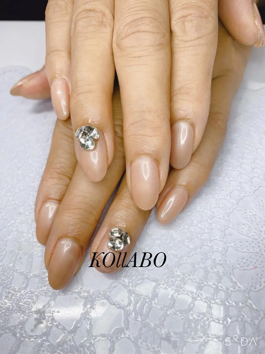 ネイル KOLLABO nailのネイルデザイン