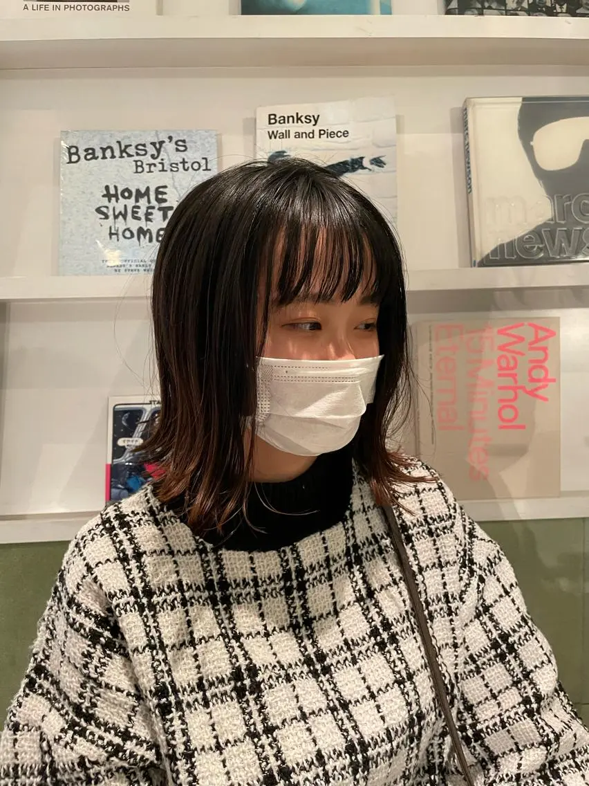 ミディアム ボブ シースルーバング 外ハネヘア 塚田 銀太のヘアスタイル