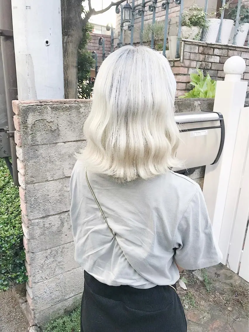 セミロング カラー ヘアアレンジ メンズパーマ名人 TAKUMAのヘアスタイル