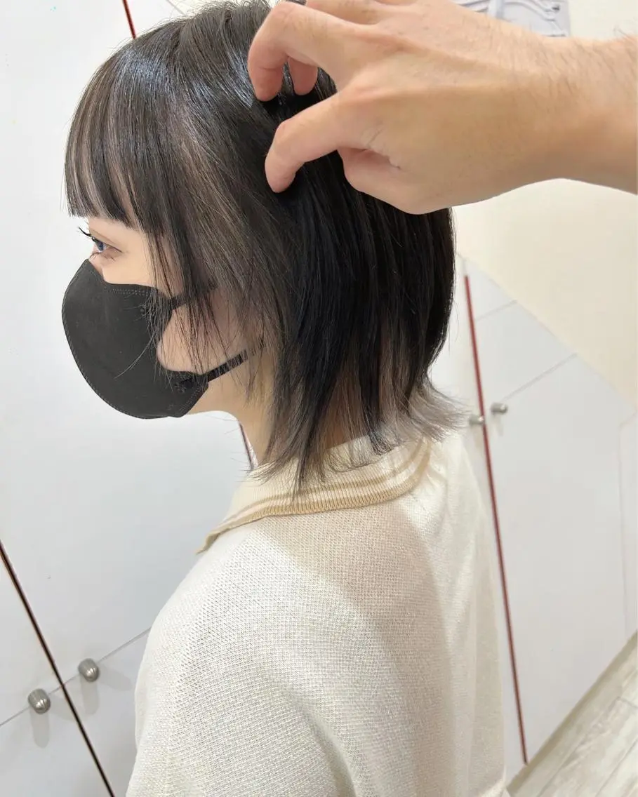 ミディアム カラー ヘアアレンジ ベージュカラー ブリーチ ケアブリーチ ホワイトベージュ カット ヘアカラー 今村公介 ブリーチ特化、派手髪のヘアスタイル