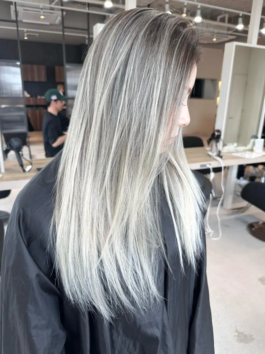 ロング カラー パーマ ヘアアレンジ キッズ マツエク・マツパ アイブロウ ヘアカラー トリートメント 井上 一平のヘアスタイル