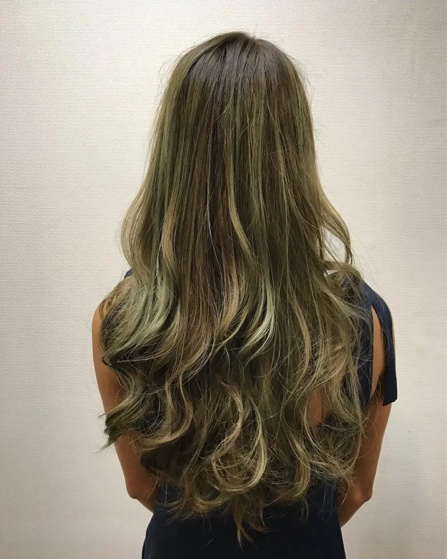 ロング カラー カット ヘアカラー トリートメント 吉森 満俊のヘアスタイル