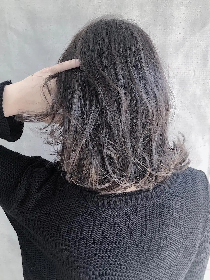 ミディアム カラー MOU namba ムウナンバのヘアスタイル