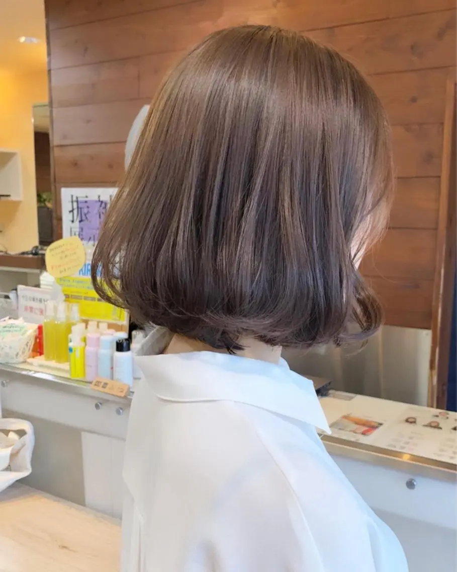 ミディアム レイヤー/艶髪カラー 森本くるみのヘアスタイル