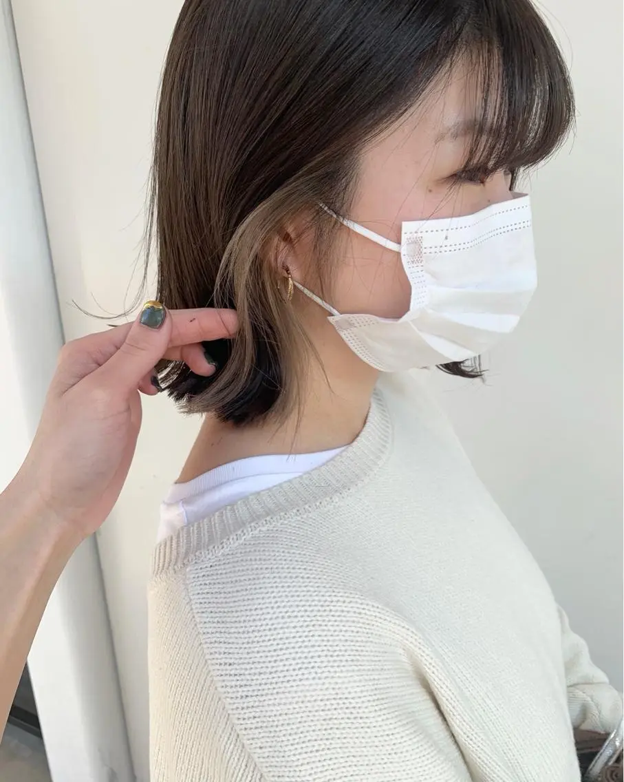 ミディアム カラー ベージュカラー インナーカラー 岩田菜央 《武蔵小杉》のヘアスタイル