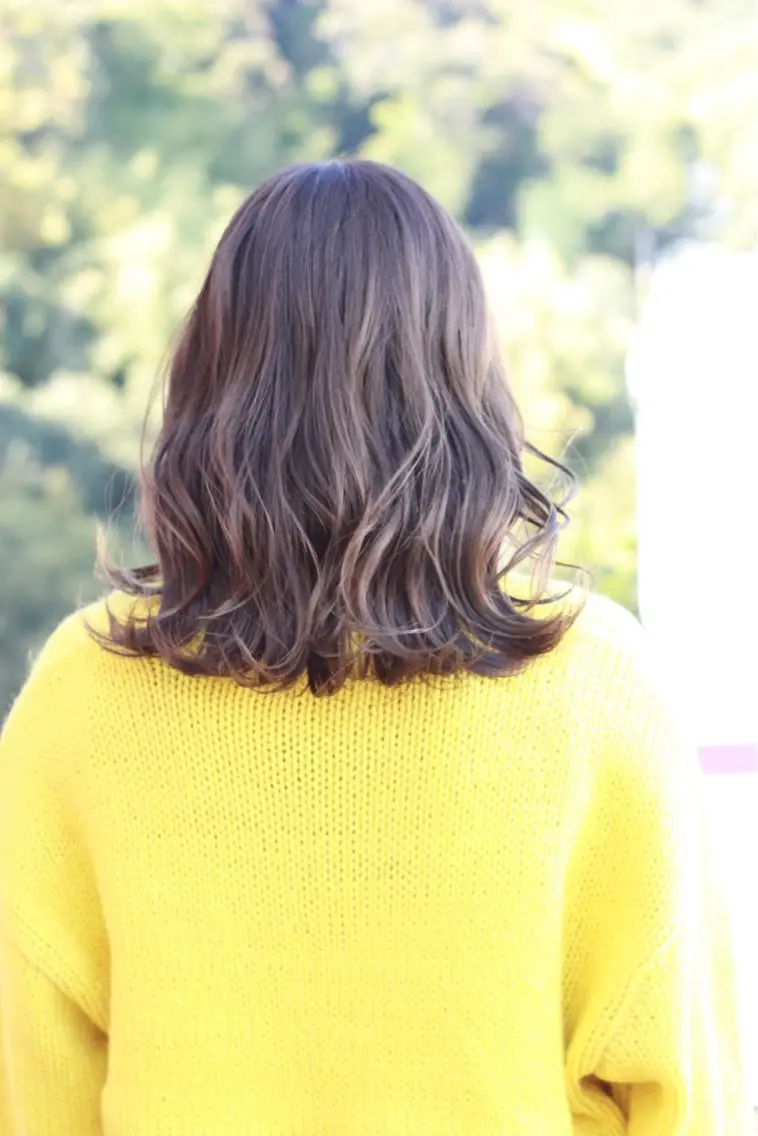 ミディアム カラー ベージュカラー オリーブベージュ ヘアカラー Viage （ビアージュ）のヘアスタイル