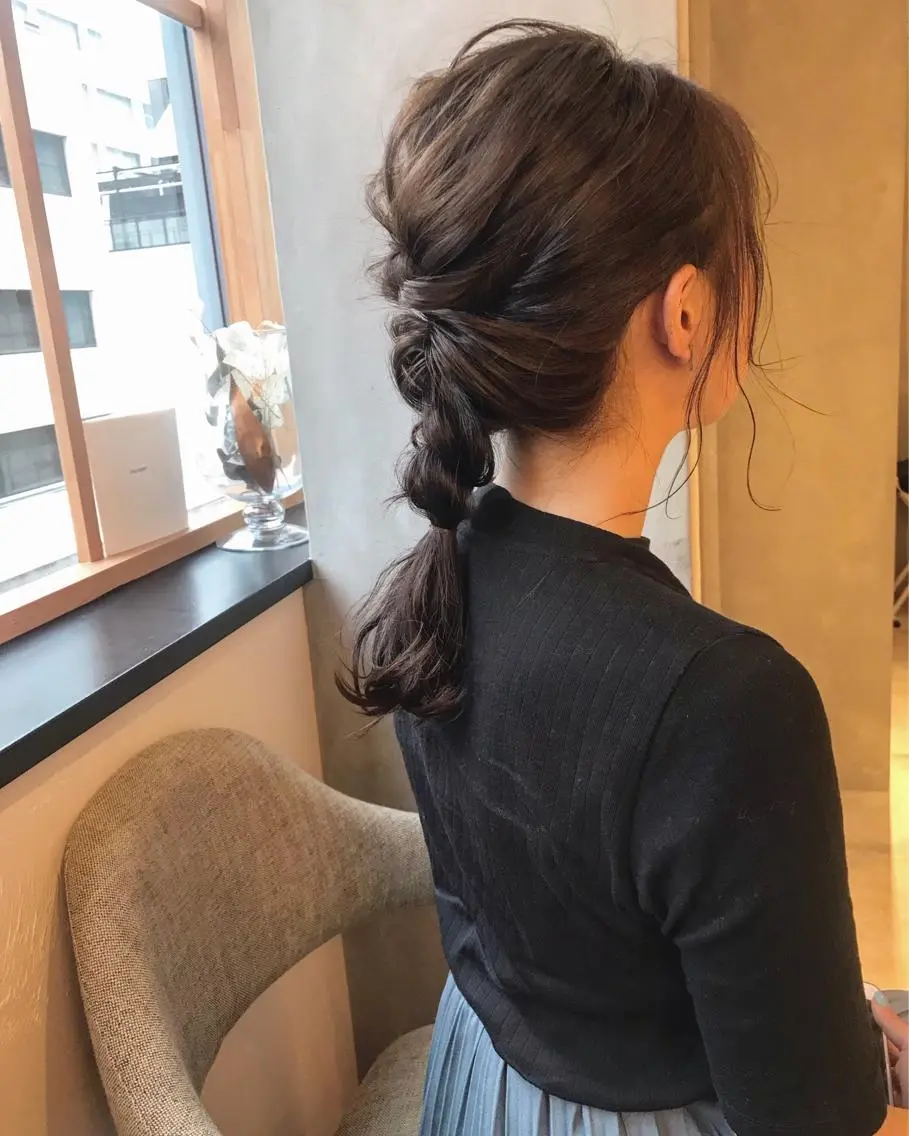 セミロング カラー ヘアアレンジ 眉毛ワックス konomiの眉毛・アイブロウイメージ