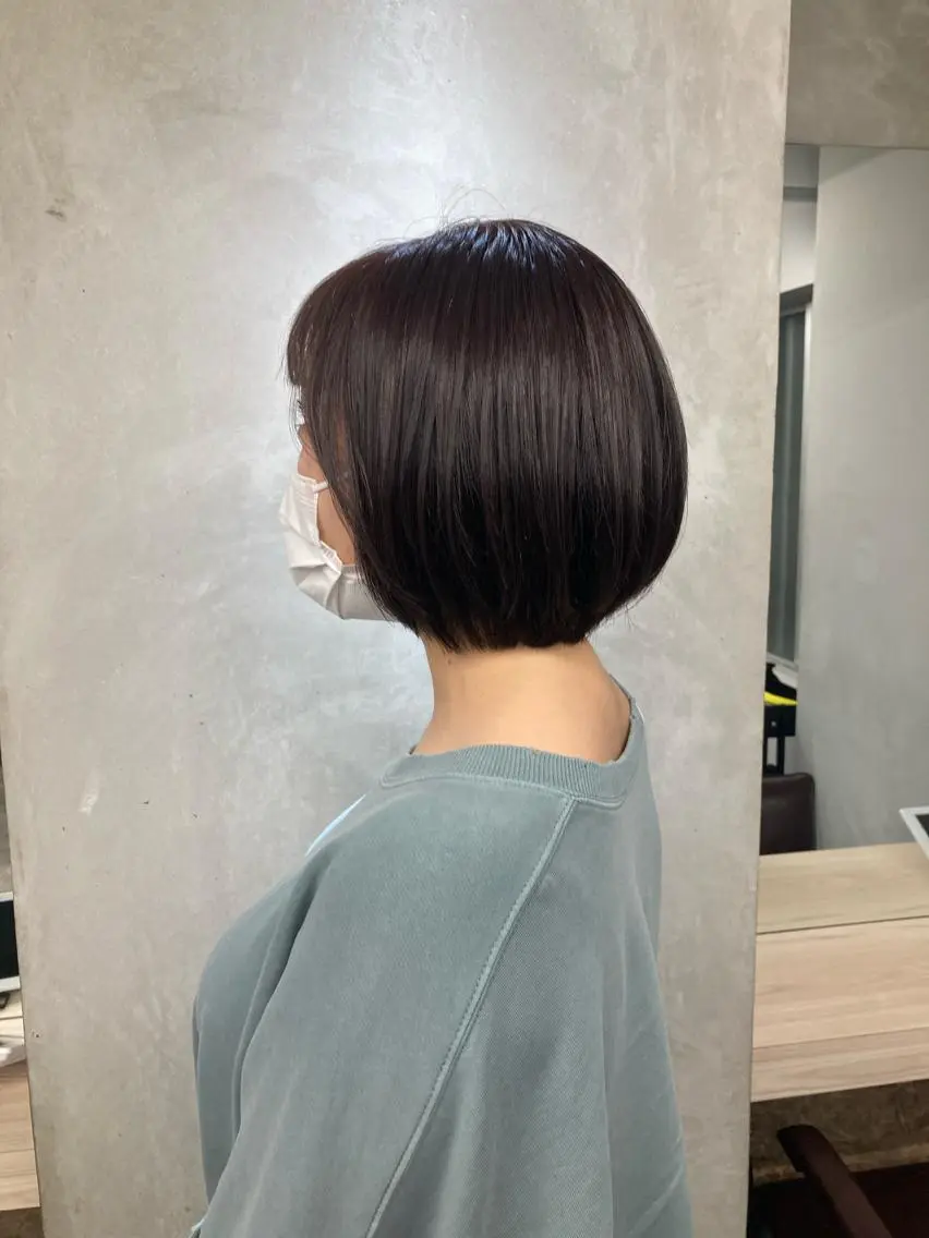 ショート カラー バイオレットカラー カット ヘアカラー トリートメント ブリーチ&似合せボブ 田中寛十のヘアスタイル