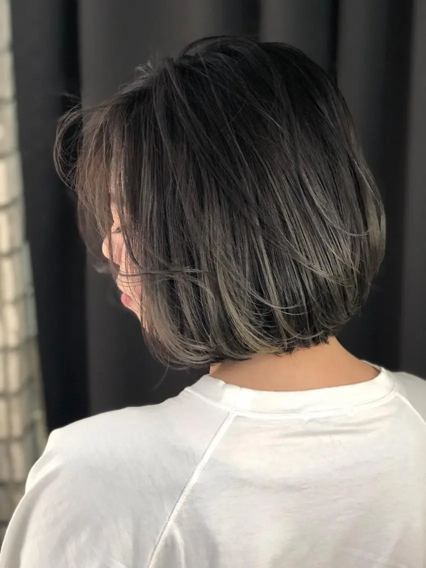 ミディアム カラー ハイライトカラー ハイライト ORIKA 美容室のヘアスタイル