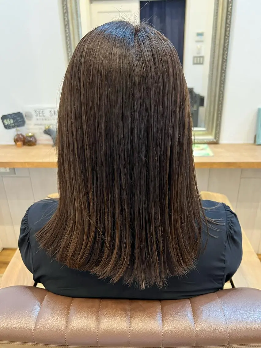 セミロング カラー 🐰ハイトーンカラー 畠山　渡🐰のヘアスタイル