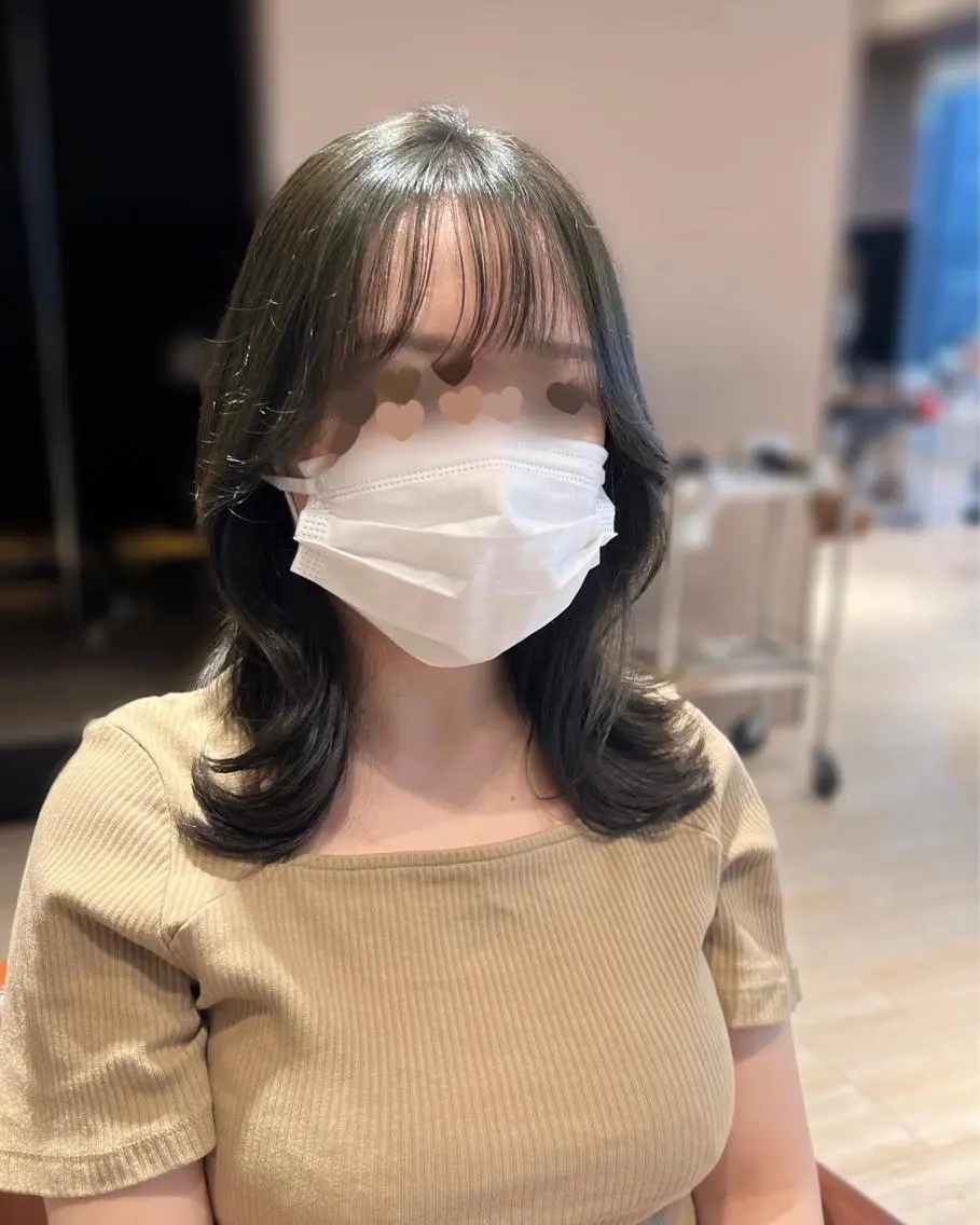 セミロング カラー 赤羽今日子/レイヤー /盛れる顔まわりのヘアスタイル