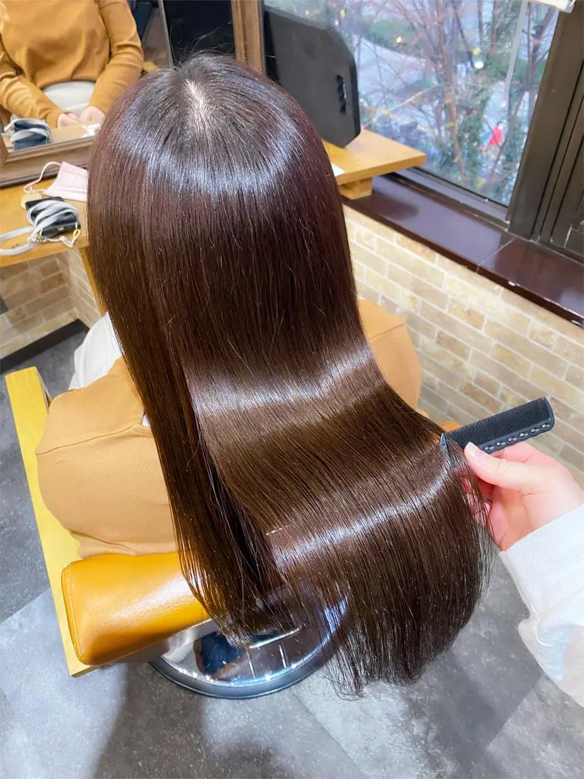 セミロング 美髪ヘア 🤍erikaのヘアスタイル