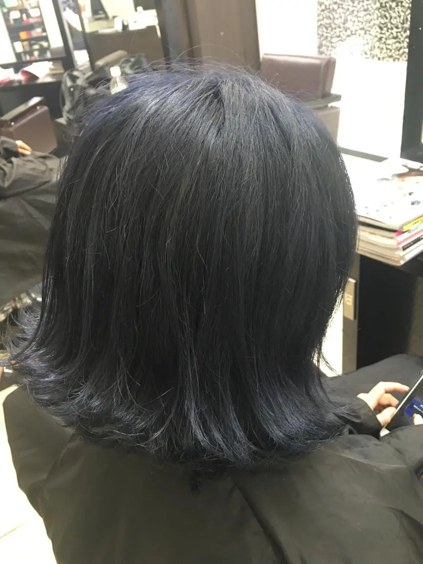 ショート カラー ネイビーカラー BREK 袋井店のヘアスタイル
