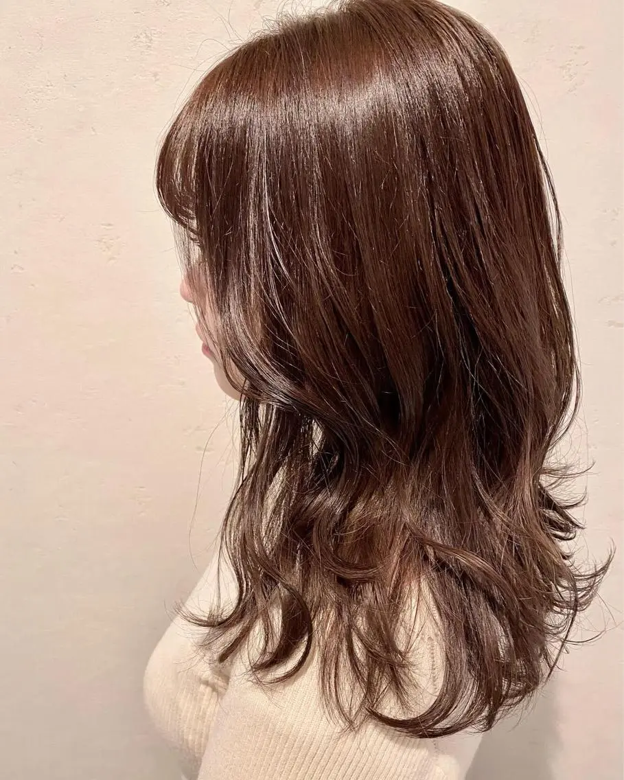 ミディアム カラー 伊藤 さやかのヘアスタイル