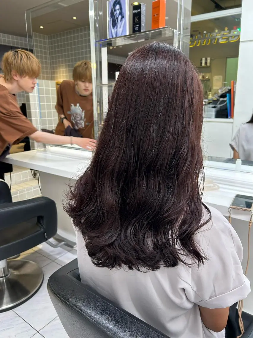 セミロング カラー パーマ ヘアアレンジ メンズ キッズ ネイル マツエク・マツパ アイブロウ カット パーマ 🦋縮毛/韓国レイヤ ー/透明感カラー🦋のヘアスタイル