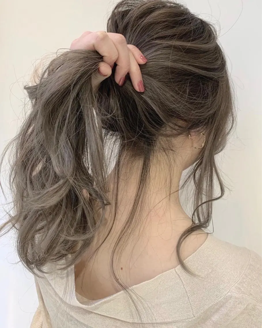 ロング カラー ヘアアレンジ 【公式】amble luxe池袋東口🩷のヘアスタイル