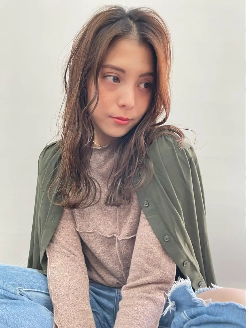 セミロング カット ヘアカラー WEG 難波のヘアスタイル