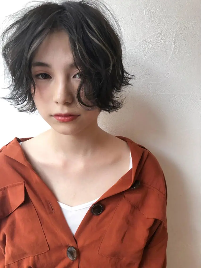 ショート カラー ハイライトカラー ハイライト ショートヘア メンズカット特化柏駅 徒歩3分LOUのヘアスタイル