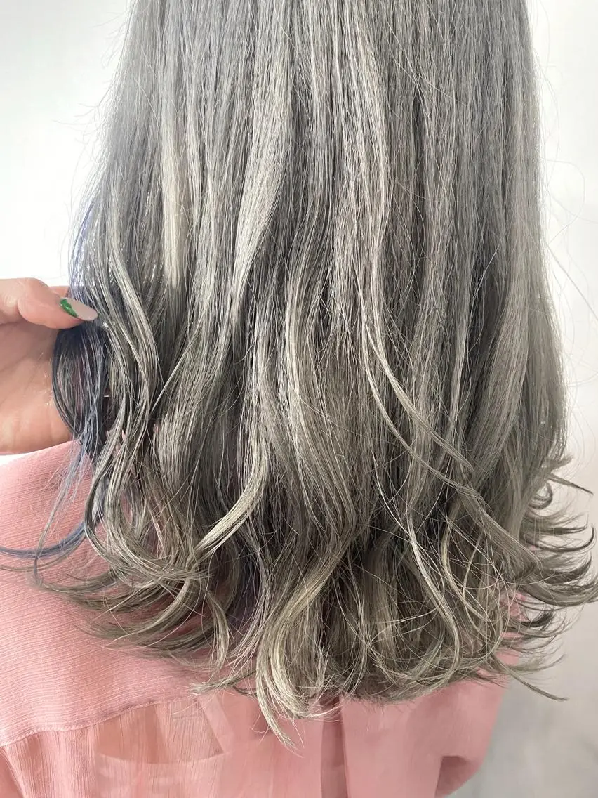 ロング カラー ヘアカラー Hatanaka Airiのヘアスタイル