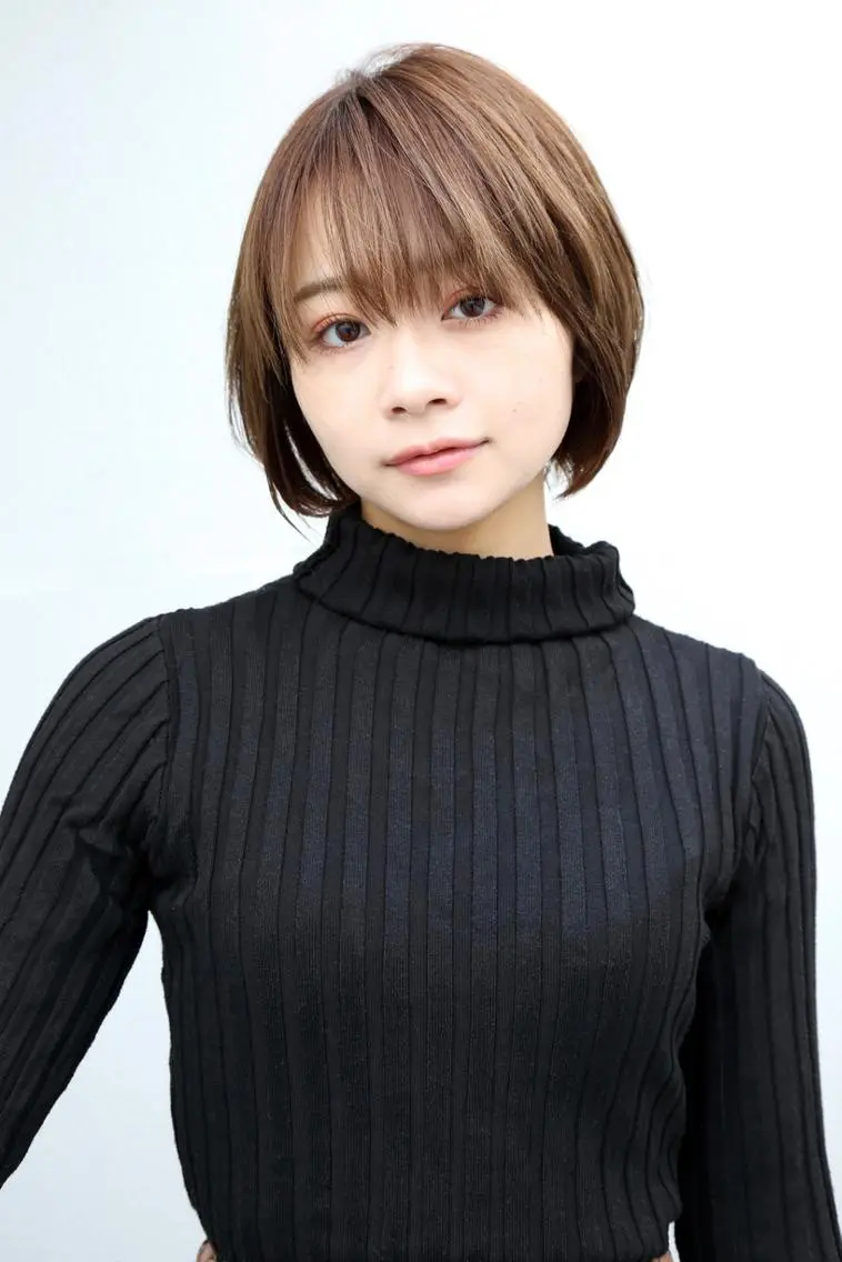 ショート 浅香 美加のヘアスタイル