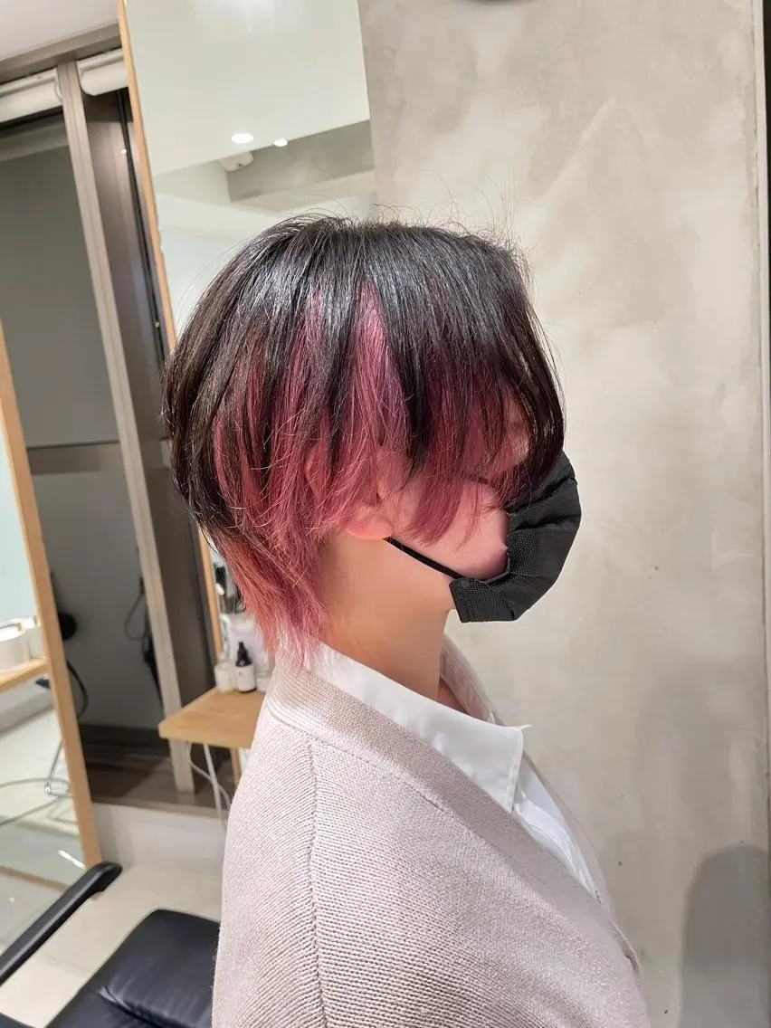 ショート カラー ヘアアレンジ ピンクカラー ヘアカラー トリートメント ヘッドスパ ヘアセット 艶カラー✨縮毛矯正✨ 翁長孝輔のヘアスタイル