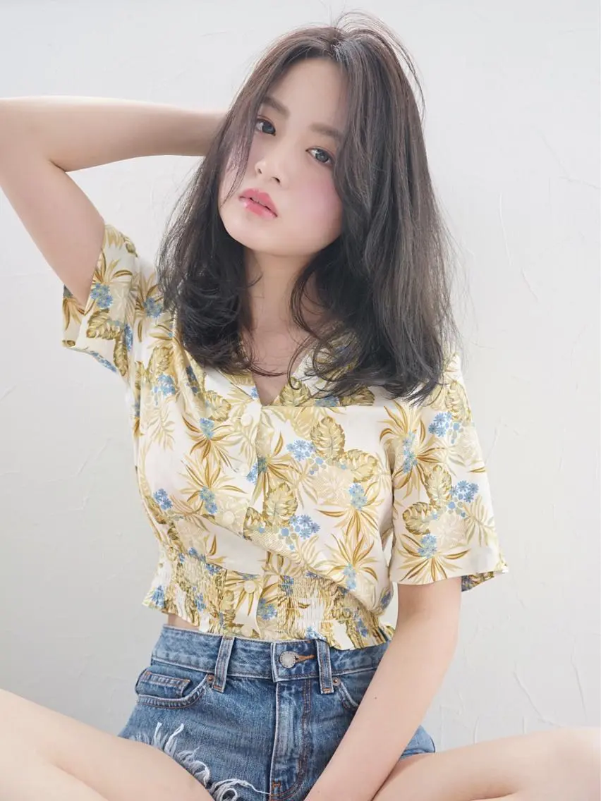 ロング カラー 花井 啓好のヘアスタイル