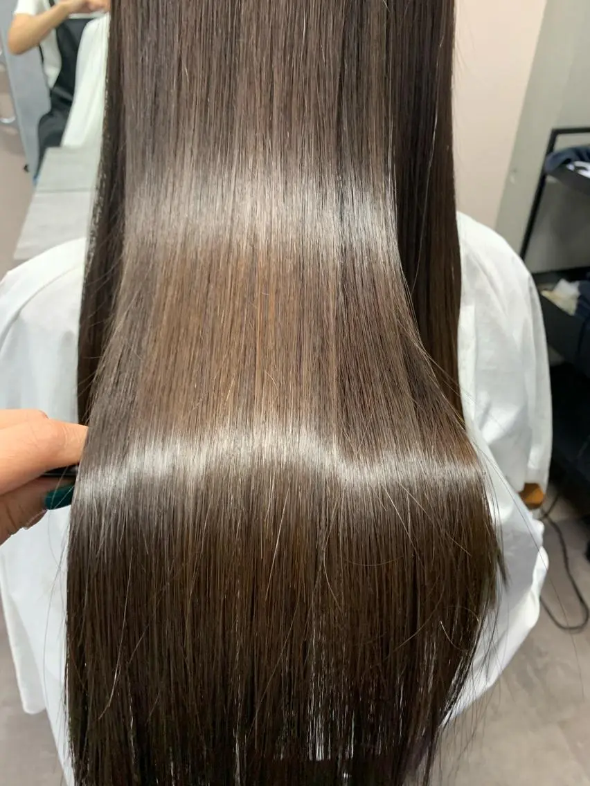 ロング megu 髪質改善TaLeのヘアスタイル