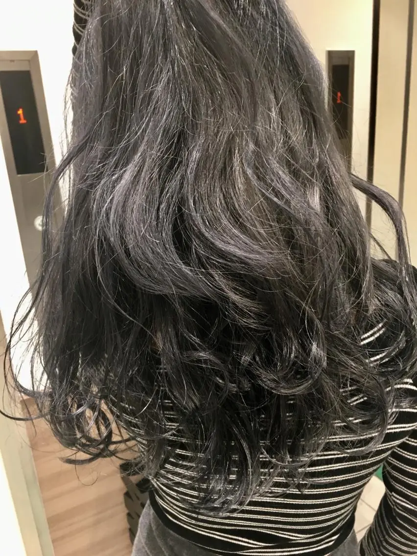ミディアム カラー カット ヘアカラー トリートメント 店長 小池アキトのヘアスタイル