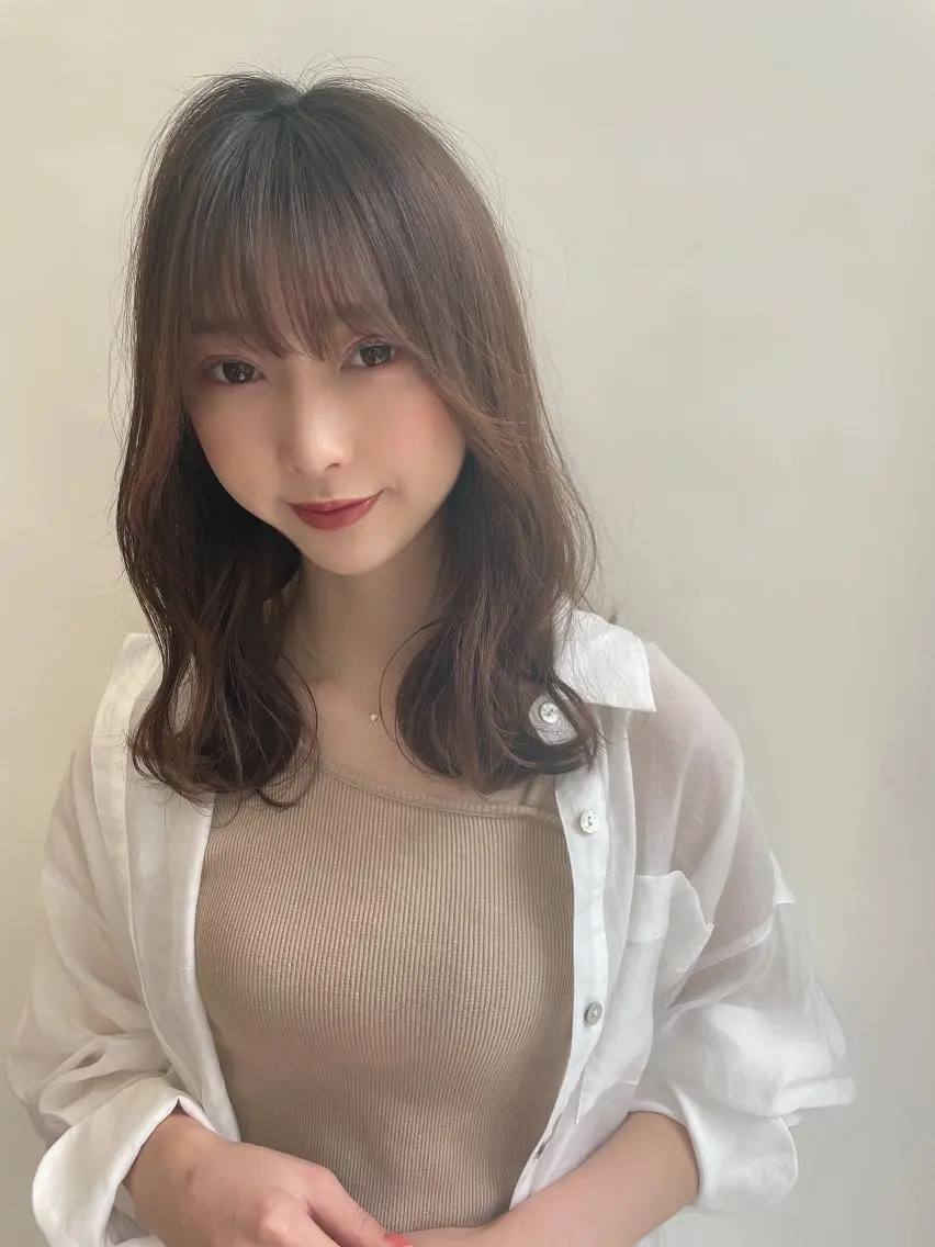 セミロング カラー ✨レイヤーお任せ✨ 林有里子のヘアスタイル