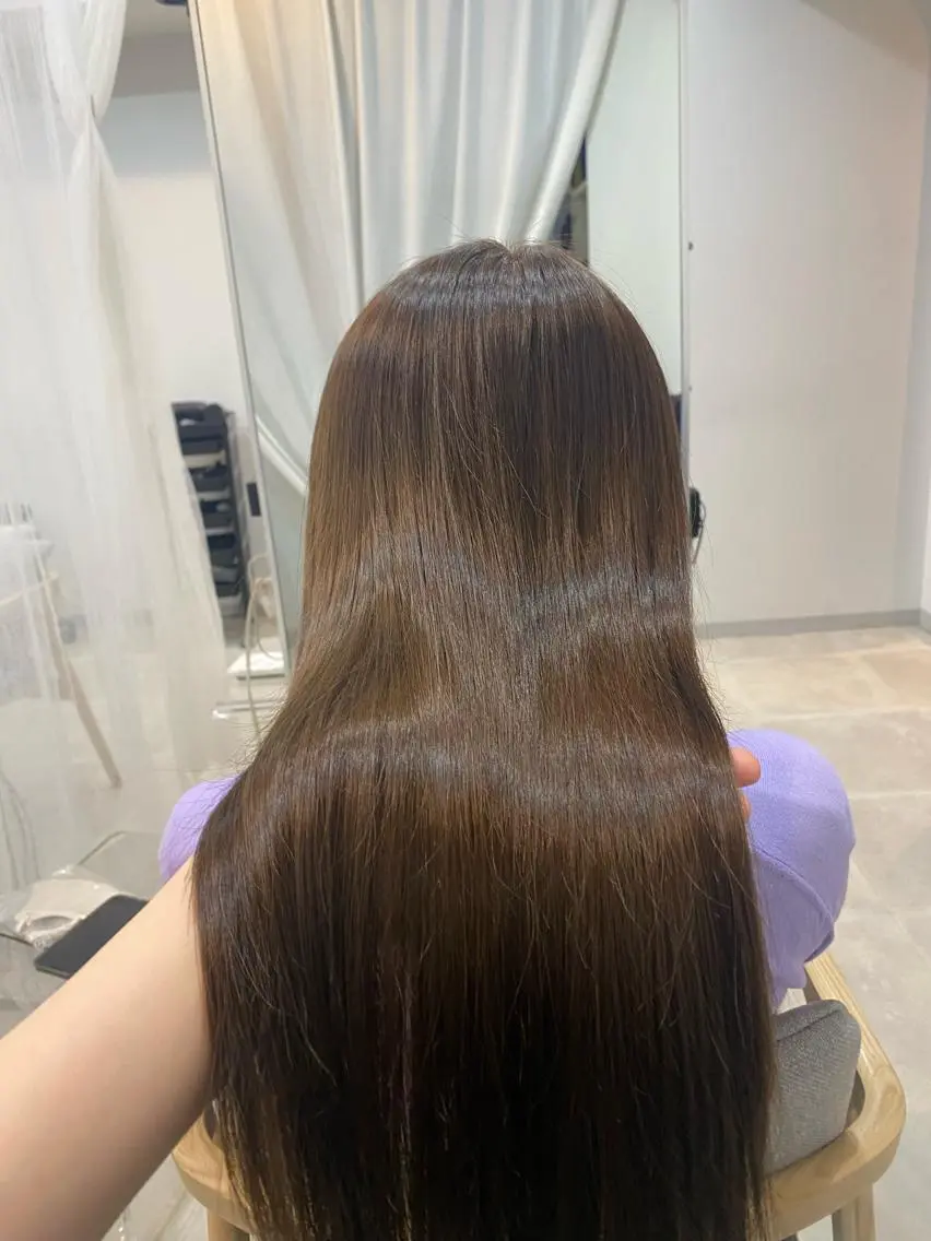 カラー ベージュカラー ブリーチ ブリーチなしカラー 谷川 李奈のヘアスタイル