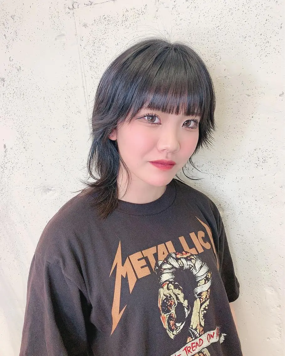 ミディアム 透明感ハイトーン🦄 キラ🌈のヘアスタイル