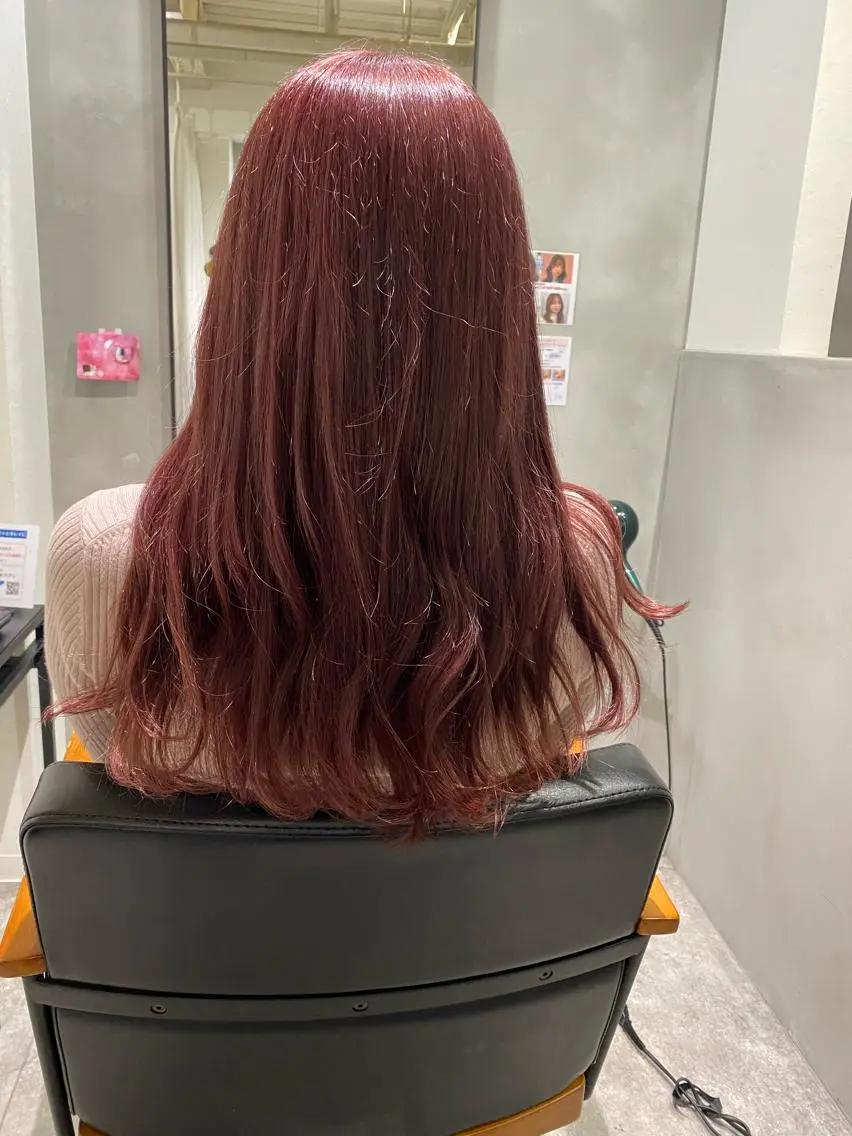 カラー ベージュカラー ブリーチ ブラウンカラー ピンクカラー ひきたみさと 大阪福島/スパニストのエステ・リラクイメージ