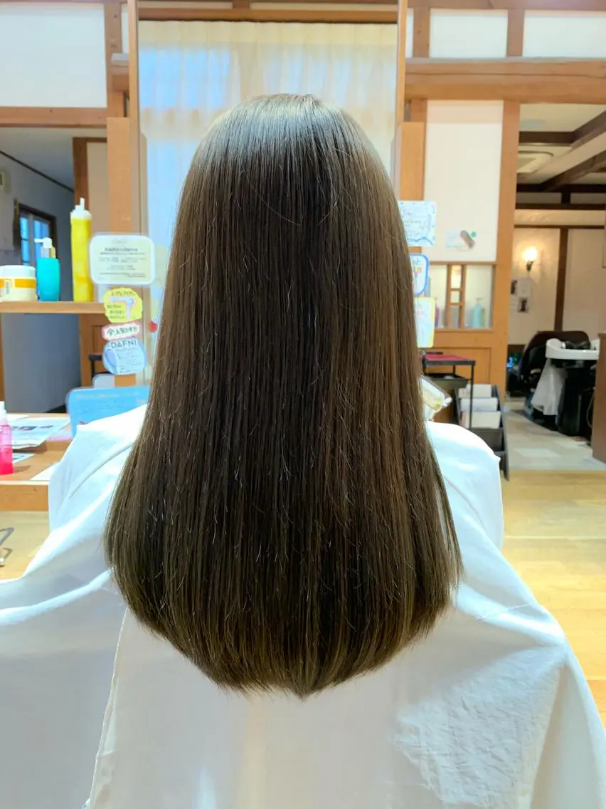 セミロング カラー ブルーカラー Artist 藤﨑紘成のヘアスタイル